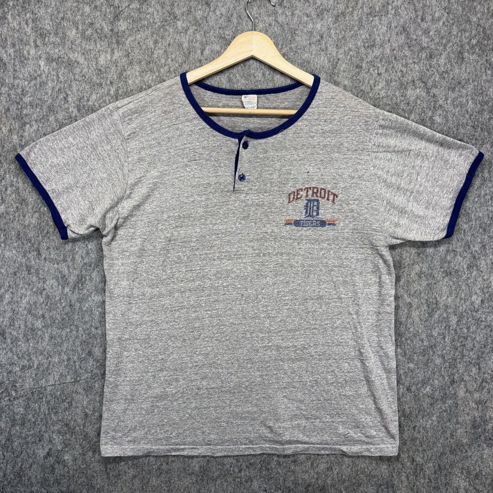 True Vintage 1980s Champion Henley T-Shirt Detroit Tigers Womens XL MLB Baseball